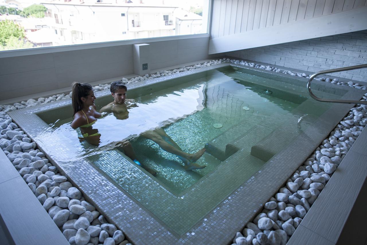 Hotel Aquila Azzurra Rimini Extérieur photo